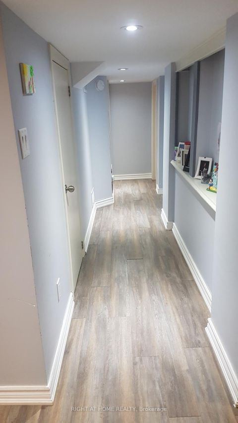 Photo 13 at 4 Wendy Way, Oak Ridges, Richmond Hill
