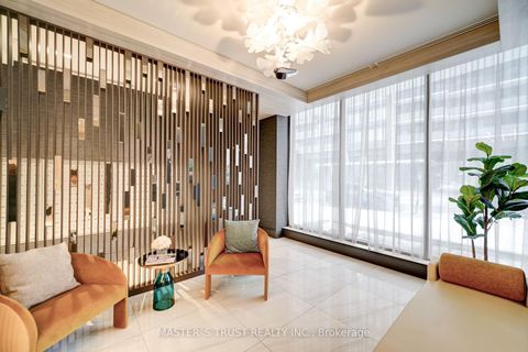 Photo 2 at 2705 - 75 Canterbury Place, Willowdale West, Toronto