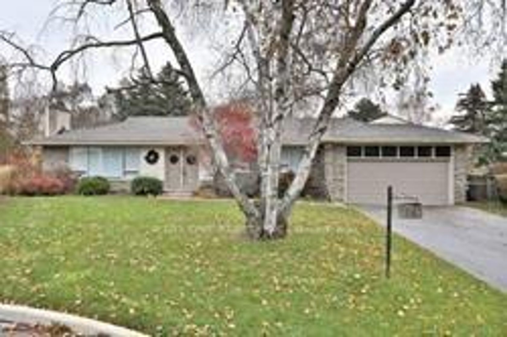 12 King Maple Place, Bayview Village, Toronto 2