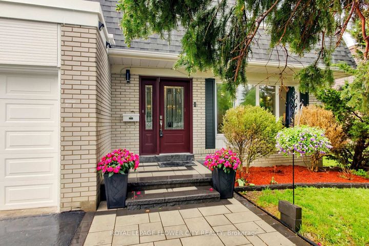 Photo 2 at 206 Mcmurchy Avenue S, Brampton South, Brampton