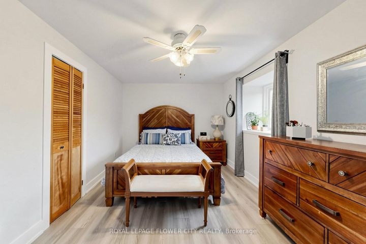 Photo 24 at 206 Mcmurchy Avenue S, Brampton South, Brampton
