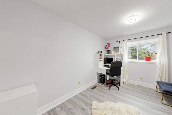 Photo 27 at 206 Mcmurchy Avenue S, Brampton South, Brampton
