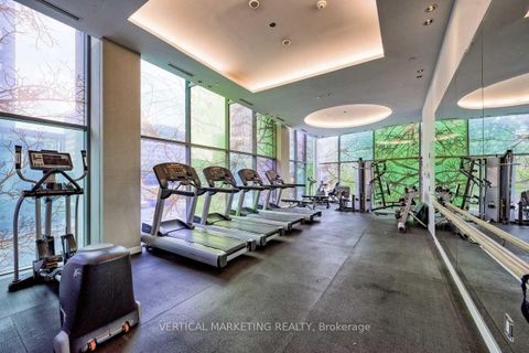 Photo 11 at 2010 - 37 Grosvenor Street, Bay Street Corridor, Toronto