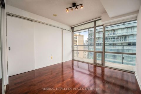 Photo 25 at 2010 - 37 Grosvenor Street, Bay Street Corridor, Toronto