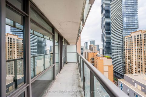 Photo 34 at 2010 - 37 Grosvenor Street, Bay Street Corridor, Toronto