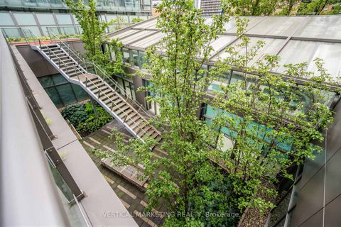 Photo 35 at 2010 - 37 Grosvenor Street, Bay Street Corridor, Toronto