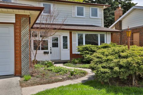 Photo 38 at 7 Charterhouse Road, Malvern West, Toronto
