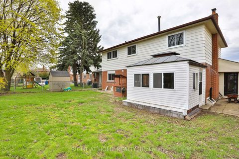 Photo 40 at 7 Charterhouse Road, Malvern West, Toronto