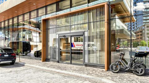 Photo 2 at 806 - 17 Bathurst Street, Waterfront Communities C1, Toronto