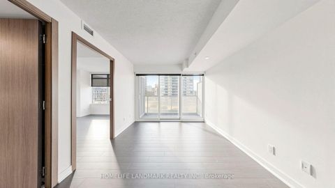 Photo 9 at 806 - 17 Bathurst Street, Waterfront Communities C1, Toronto