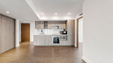 Photo 15 at 806 - 17 Bathurst Street, Waterfront Communities C1, Toronto