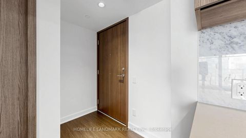 Photo 29 at 806 - 17 Bathurst Street, Waterfront Communities C1, Toronto