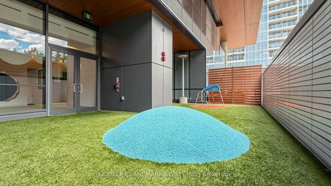Photo 40 at 806 - 17 Bathurst Street, Waterfront Communities C1, Toronto