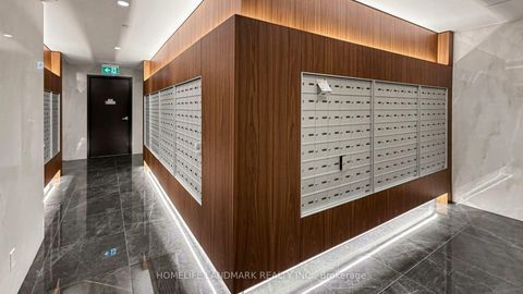 Photo 42 at 806 - 17 Bathurst Street, Waterfront Communities C1, Toronto