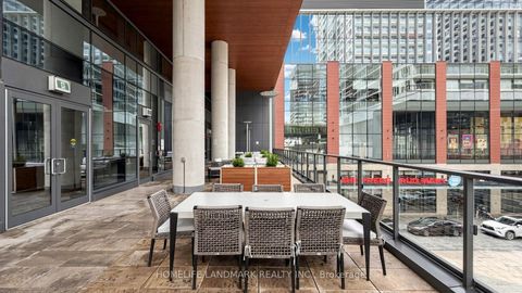 Photo 44 at 806 - 17 Bathurst Street, Waterfront Communities C1, Toronto