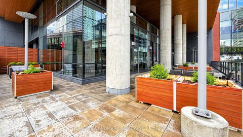 Photo 46 at 806 - 17 Bathurst Street, Waterfront Communities C1, Toronto