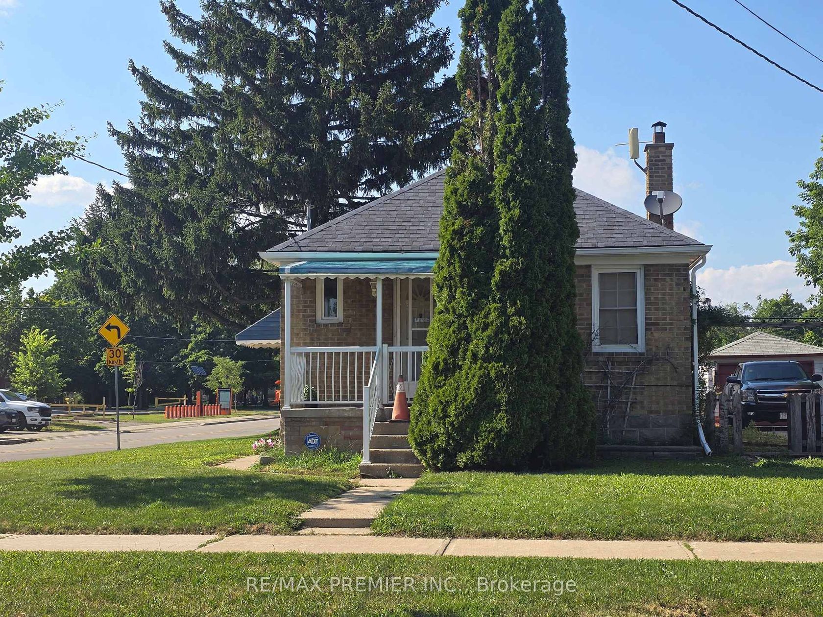 468 Glen Park Avenue, Glen Park, Toronto 