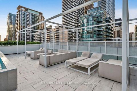 Photo 12 at 3209 - 161 Roehampton Avenue, Mount Pleasant West, Toronto