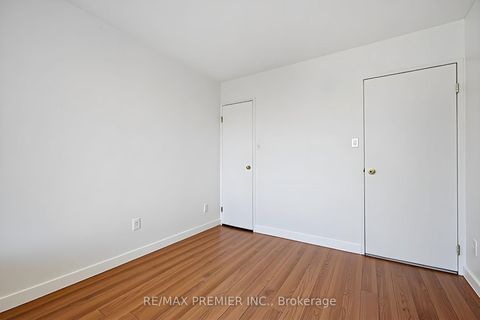 Photo 11 at 345 - 4005 Don Mills Road, Hillcrest Village, Toronto