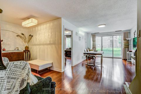 Photo 8 at 126 - 4001 Don Mills Road, Hillcrest Village, Toronto