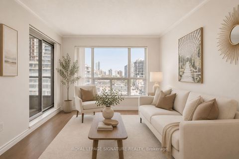 Photo 5 at 609 - 909 Bay Street, Bay Street Corridor, Toronto
