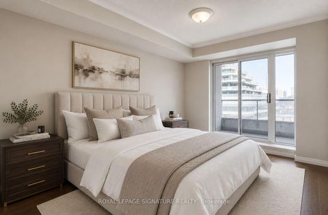 Photo 7 at 609 - 909 Bay Street, Bay Street Corridor, Toronto