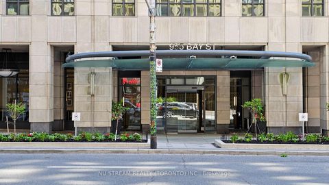 Photo 1 at 1015 - 955 Bay Street, Bay Street Corridor, Toronto