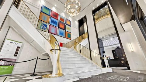 Photo 2 at 1015 - 955 Bay Street, Bay Street Corridor, Toronto