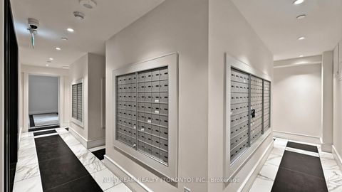 Photo 41 at 1015 - 955 Bay Street, Bay Street Corridor, Toronto