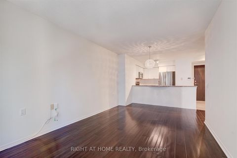 Photo 4 at 507 - 388 Bloor Street E, Moore Park, Toronto