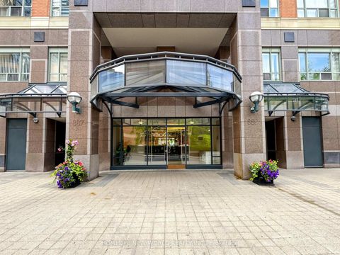 Photo 3 at #708 - 887 Bay Street, Bay Street Corridor, Toronto