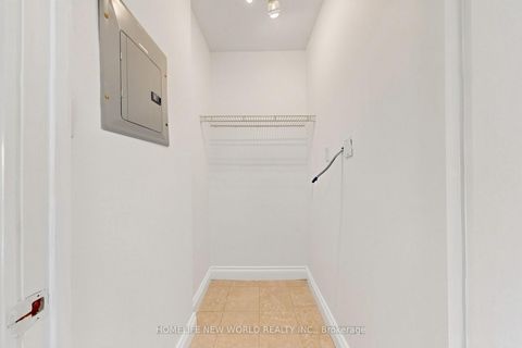 Photo 28 at #708 - 887 Bay Street, Bay Street Corridor, Toronto