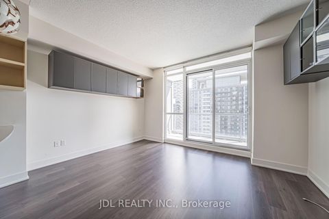Photo 5 at 2309 - 30 Roehampton Avenue, Mount Pleasant West, Toronto