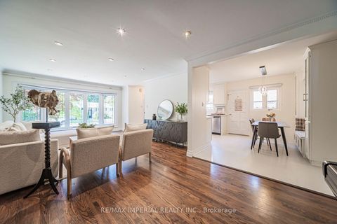 Photo 13 at 4 Quincy Crescent, Henry Farm, Toronto