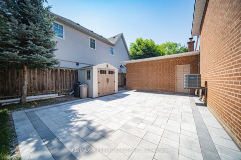 Photo 48 at 4 Quincy Crescent, Henry Farm, Toronto