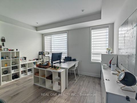 Photo 7 at 19 Woodstream Drive, Clairville, Toronto