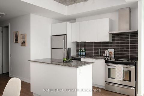 Photo 13 at 919 - 95 Bathurst Street, Waterfront Communities C1, Toronto