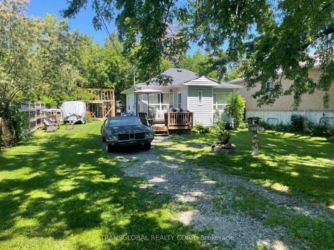 Photo 0 at 1014 Barton Avenue, Historic Lakeshore Communities, Georgina