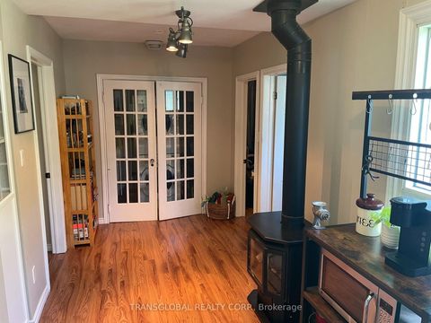 Photo 6 at 1014 Barton Avenue, Historic Lakeshore Communities, Georgina