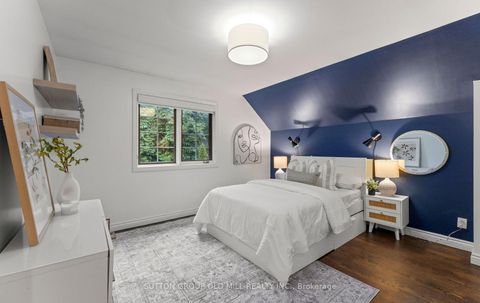Photo 39 at 162 Brentwood Road N, Kingsway South, Toronto