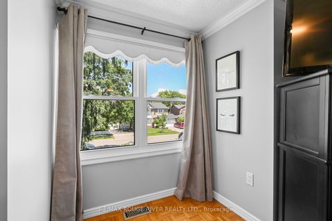 Photo 28 at 11 Canmore Boulevard, Highland Creek, Toronto