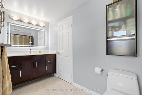 Photo 34 at 11 Canmore Boulevard, Highland Creek, Toronto