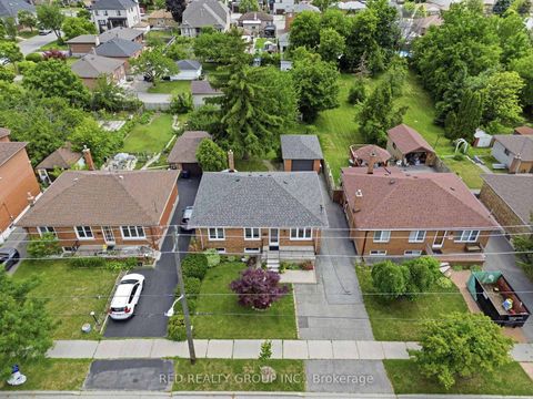 Photo 3 at 281 Falstaff Avenue, Maple Leaf, Toronto
