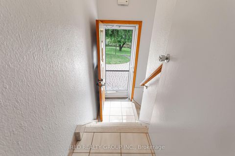 Photo 10 at 281 Falstaff Avenue, Maple Leaf, Toronto