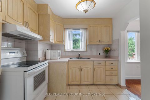 Photo 13 at 281 Falstaff Avenue, Maple Leaf, Toronto