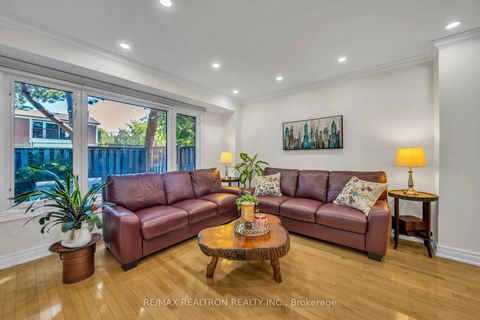 Photo 10 at 7 Spy Appleway, Donalda, Toronto