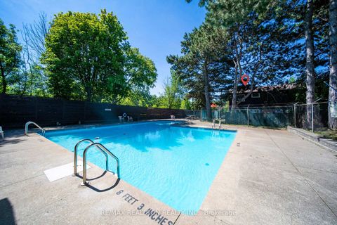 Photo 35 at 7 Spy Appleway, Donalda, Toronto