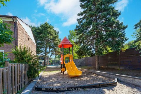 Photo 39 at 7 Spy Appleway, Donalda, Toronto