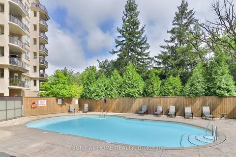 Photo 20 at 305 - 8 Maison Parc Court, Lakeview Estates, Vaughan