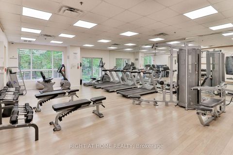 Photo 21 at 305 - 8 Maison Parc Court, Lakeview Estates, Vaughan